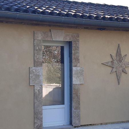 Studio Au Bord De L'Etang Laives Exterior foto